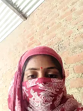 Snapshot of RANI_747 chatting on 09.29.25 RANI 747 online show from 09.29.25