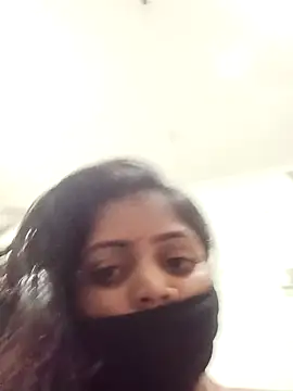 Snapshot of RANI_747 chatting on 10.06.25 RANI 747 online show from 10.06.25