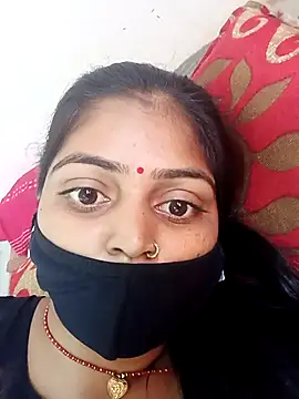 Snapshot of RANI_747 chatting on 10.14.25 RANI 747 online show from 10.14.25