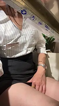 Gina999 online show from 04.18.26