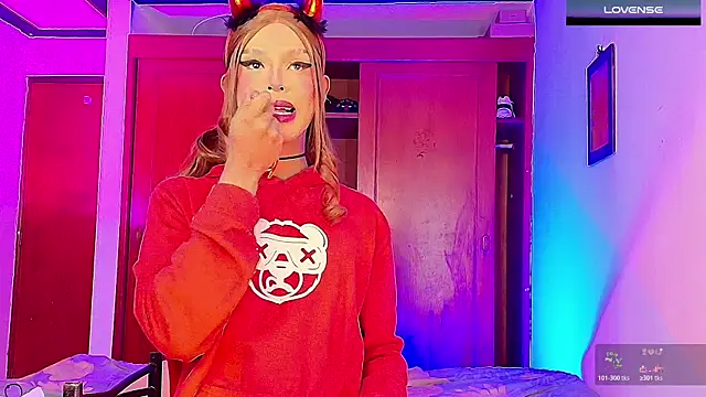 Snapshot of GIRLS_OFFICIALL__ chatting on 10.23.25 GIRLS OFFICIALL   online show from 10.23.25