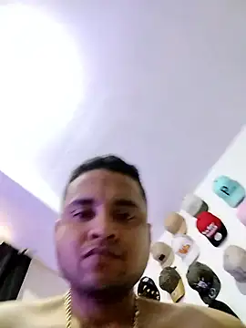 Snapshot of morenito_00987 chatting on 01.18.26 morenito 00987 online show from 01.18.26