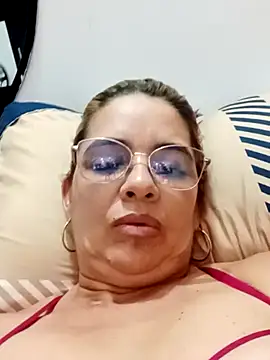 Snapshot of AdiniTA__Hot chatting on 10.08.25 AdiniTA  Hot online show from 10.08.25