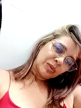 Snapshot of AdiniTA__Hot chatting on 10.08.25 AdiniTA  Hot online show from 10.08.25