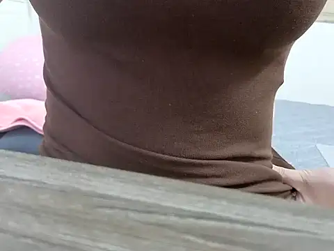 Selena3391 online show from 10.02.25