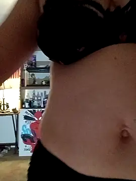 Snapshot of elpay089 chatting on 10.20.25 elpay089 online show from 10.20.25