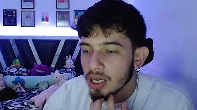 Snapshot of Sebasxxl12 chatting on 09.30.25 Sebasxxl12 online show from 09.30.25