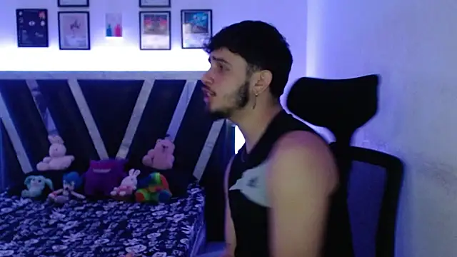 Snapshot of Sebasxxl12 chatting on 10.03.25 Sebasxxl12 online show from 10.03.25