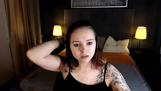 Snapshot of _EVA_GREEN chatting on 09.30.25  EVA GREEN online show from 09.30.25