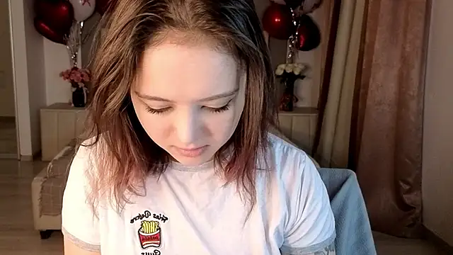 Snapshot of _EVA_GREEN chatting on 10.03.25  EVA GREEN online show from 10.03.25