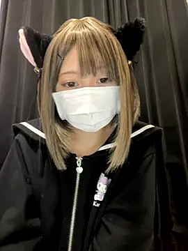 Snapshot of Nyamo-chan chatting on 10.10.25 Nyamo-chan online show from 10.10.25