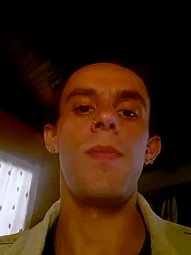 Snapshot of monroedelrey chatting on 12.20.25 monroedelrey online show from 12.20.25