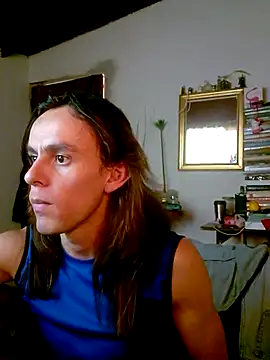 Snapshot of monroedelrey chatting on 01.12.26 monroedelrey online show from 01.12.26