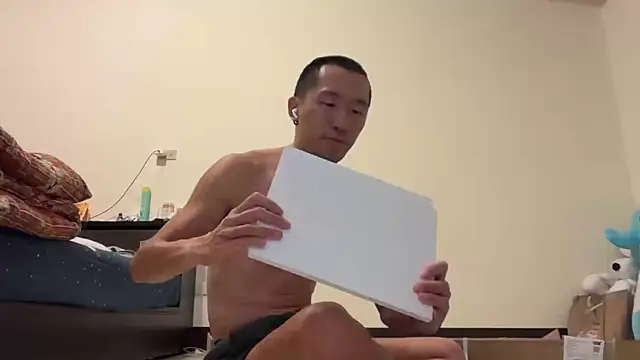 mrcaiziv online show from 02.14.26