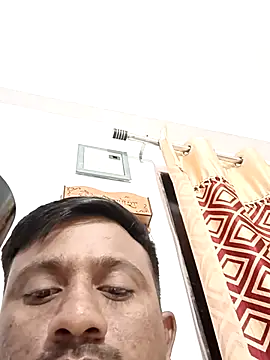 Snapshot of SlipperyRebound0 chatting on 11.02.25 SlipperyRebound0 online show from 11.02.25