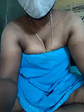 Snapshot of Tamilselviroja- chatting on 09.29.25 Tamilselviroja- online show from 09.29.25