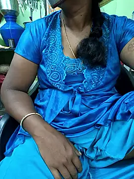 Snapshot of Tamilselviroja- chatting on 10.16.25 Tamilselviroja- online show from 10.16.25