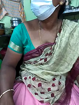 Snapshot of Tamilselviroja- chatting on 10.21.25 Tamilselviroja- online show from 10.21.25