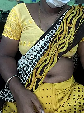 Snapshot of Tamilselviroja- chatting on 10.23.25 Tamilselviroja- online show from 10.23.25