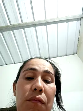 Snapshot of single-mother-indecent- chatting on 10.03.25 single-mother-indecent- online show from 10.03.25