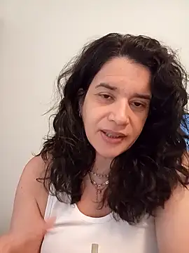 Snapshot of MoritaSalvaj chatting on 10.30.25 MoritaSalvaj online show from 10.30.25