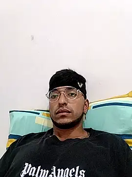 Snapshot of AlfalfaBoy chatting on 10.19.25 AlfalfaBoy online show from 10.19.25