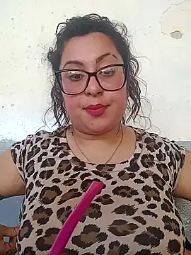 Snapshot of PutaAma420 chatting on 10.26.25 PutaAma420 online show from 10.26.25