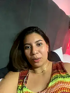 miss  caroline online show from 10.23.25
