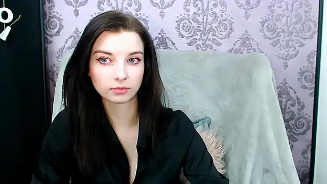 DominantLuna online show from 02.02.26