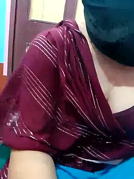 Snapshot of somadey1 chatting on 10.05.25 somadey1 online show from 10.05.25