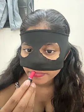 Snapshot of sexy-riya43 chatting on 10.08.25 sexy-riya43 online show from 10.08.25