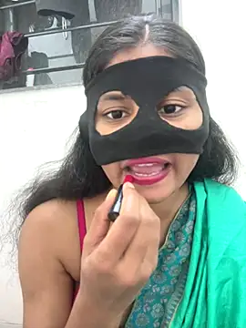 Snapshot of sexy-riya43 chatting on 10.17.25 sexy-riya43 online show from 10.17.25