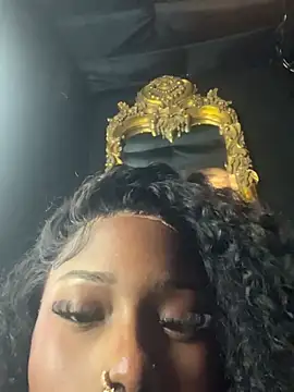 Snapshot of StarElexis chatting on 02.16.26 StarElexis online show from 02.16.26