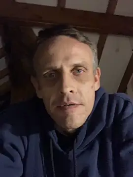 Snapshot of shorty-phat chatting on 10.19.25 shorty-phat online show from 10.19.25