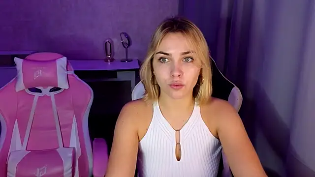 stefany and bettany online show from 11.12.25