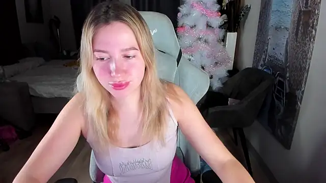 stefany and bettany online show from 01.12.26