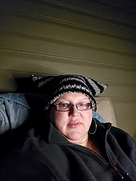 Snapshot of Budd_Bunney chatting on 10.24.25 Budd Bunney online show from 10.24.25