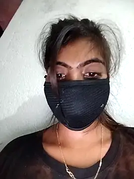 Snapshot of PEEHU-50 chatting on 10.05.25 PEEHU-50 online show from 10.05.25