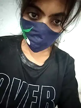 Snapshot of PEEHU-50 chatting on 10.21.25 PEEHU-50 online show from 10.21.25