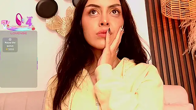 Snapshot of Dahlia_vexx chatting on 10.09.25 Dahlia vexx online show from 10.09.25