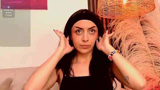 Snapshot of Dahlia_vexx chatting on 10.22.25 Dahlia vexx online show from 10.22.25