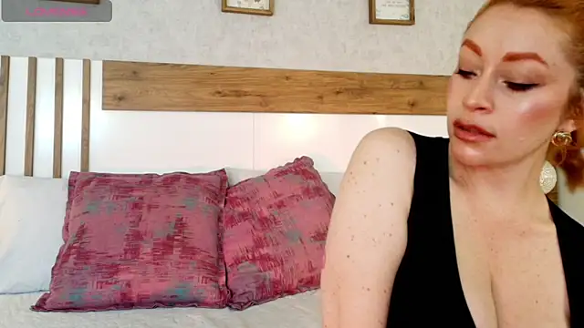 LucianaWainN online show from 02.04.26