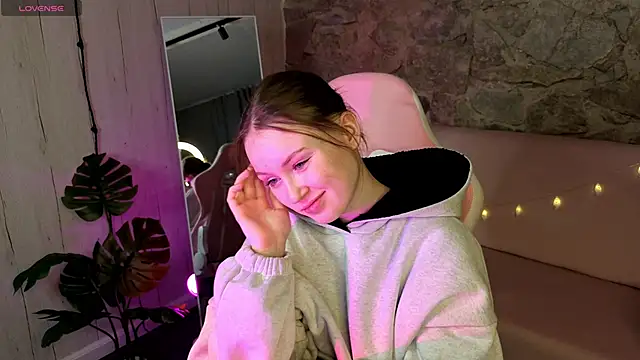 SirenaBlessing online show from 01.17.26