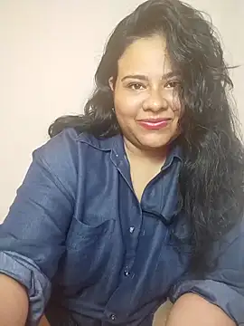 Snapshot of Tania_cruz_ chatting on 10.24.25 Tania cruz  online show from 10.24.25