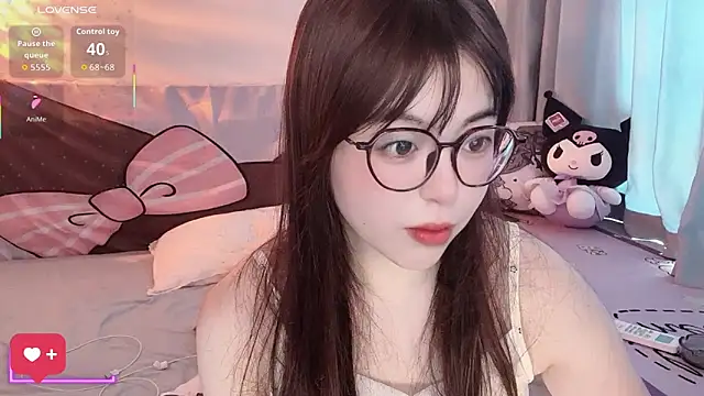 Snapshot of xiaoman-1 chatting on 10.11.25 xiaoman-1 online show from 10.11.25