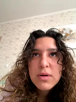 Snapshot of Luisaa_rosee chatting on 10.02.25 Luisaa rosee online show from 10.02.25