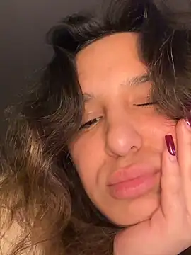 Snapshot of Luisaa_rosee chatting on 10.03.25 Luisaa rosee online show from 10.03.25