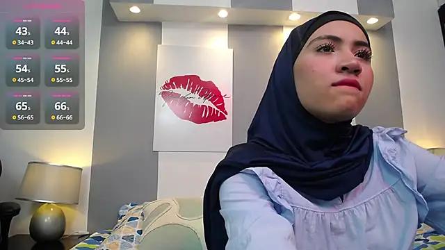 Snapshot of Neesha__ chatting on 10.21.25 Neesha   online show from 10.21.25