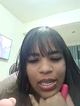 Snapshot of Indiazinha_quente chatting on 10.01.25 Indiazinha quente online show from 10.01.25