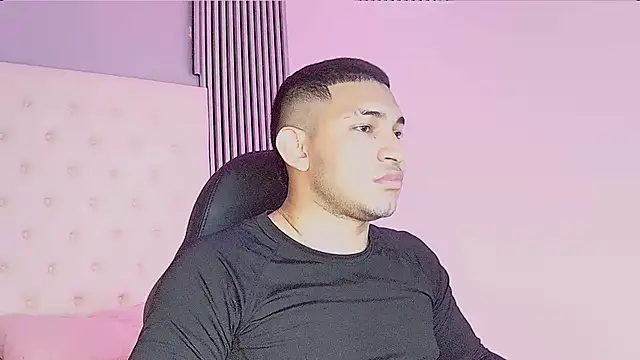 Snapshot of venedic_bull chatting on 10.15.25 venedic bull online show from 10.15.25